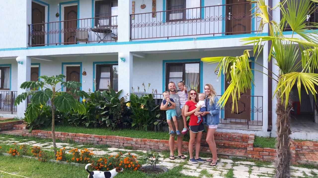 Apsa Butik Hotel Sukhumi Exteriör bild